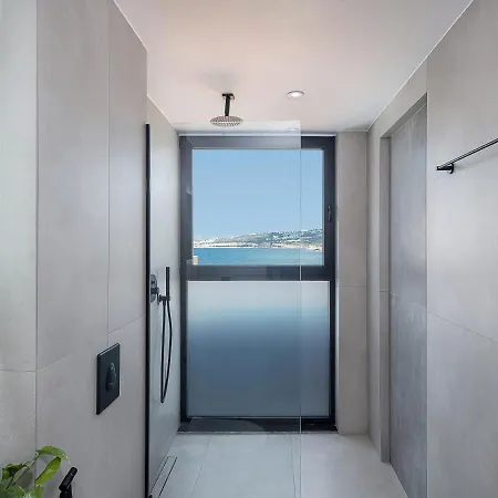 Theta Boutique Hotel *