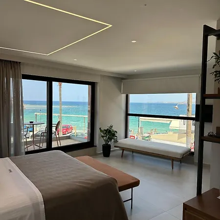 Theta Boutique 4*
