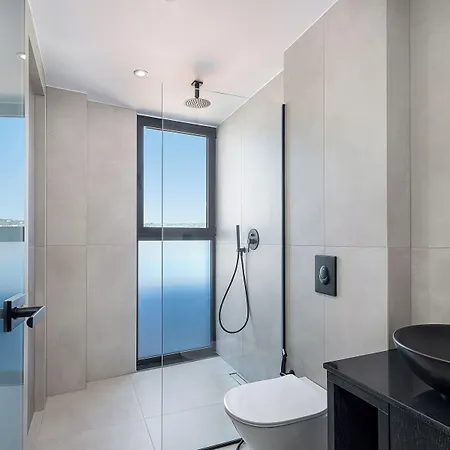 Theta Boutique Hotel *