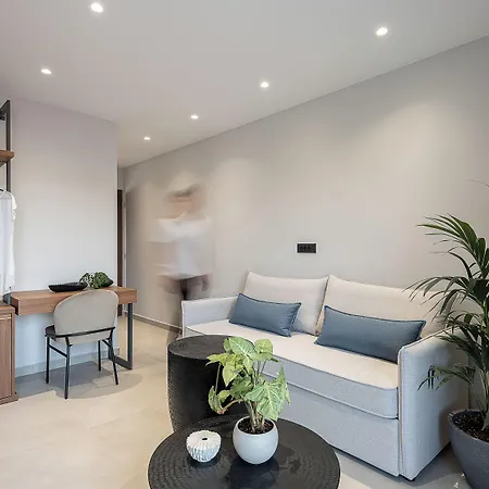 Hotel Theta Boutique *