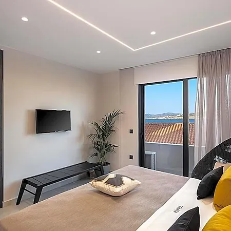 Theta Boutique 4*