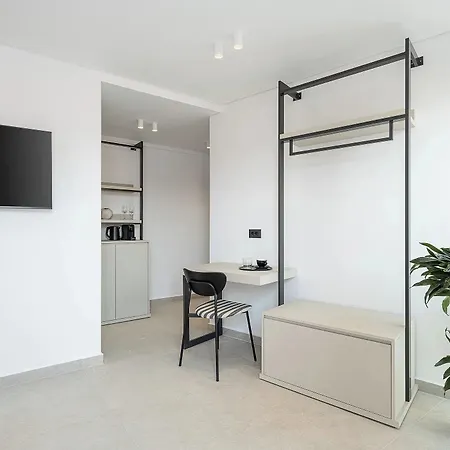Hotel Theta Boutique 4*