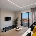 Theta Boutique Hotel 4*