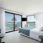 Szálloda Theta Boutique Hriszí Aktí Haniá