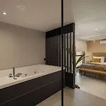 Theta Boutique Hotel 4*