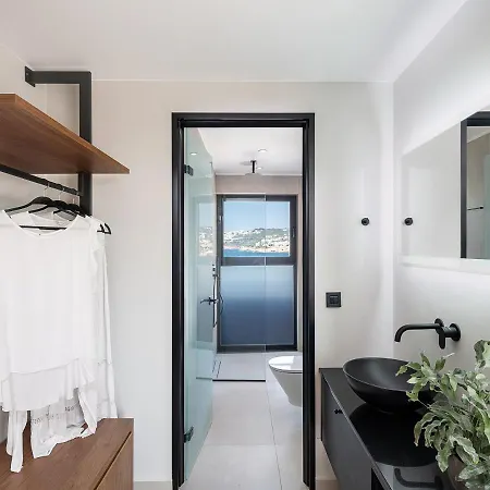 Hotel Theta Boutique