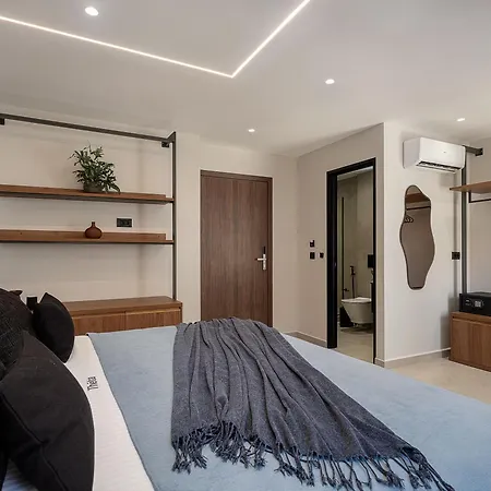 Theta Boutique Hotel *