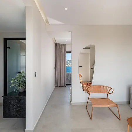 Theta Boutique Hotel *