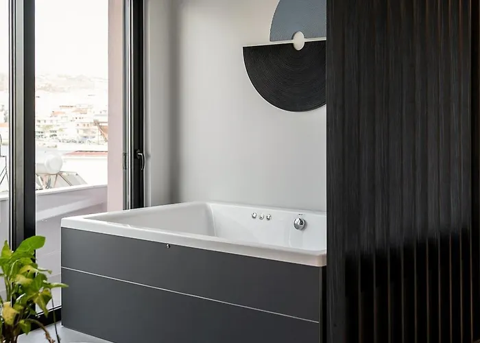 Hotel Theta Boutique