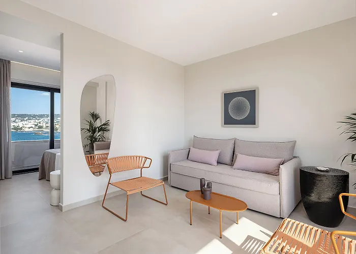 Theta Boutique Hotel 4*