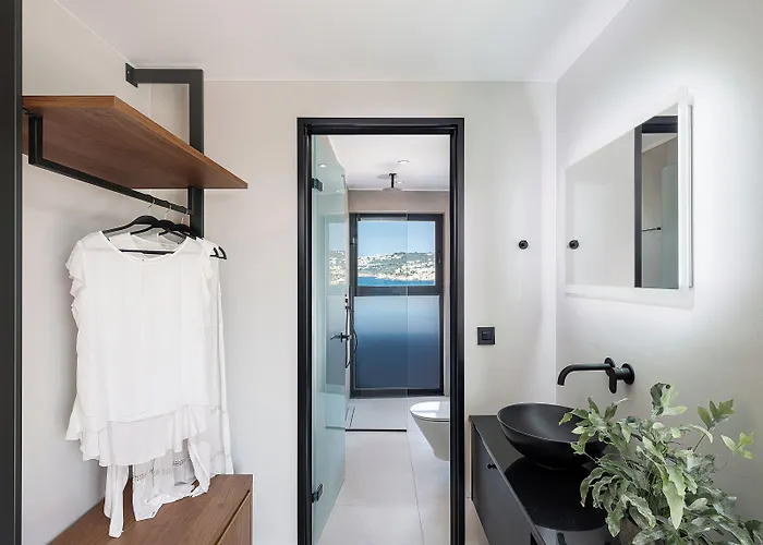 Hotel Theta Boutique